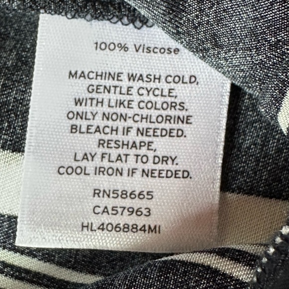 NEW Chelsea28 Navy Sapphire Sophia Stripe Wide Leg Pants size 8 - Picture 5 of 12